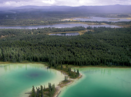 Im Anflug auf die Caribou Lakes